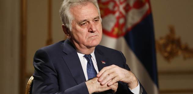 V ČT málem praskly kamery? Prezident Srbska odmítl NATO, chválil Rusko a bojoval za Kosovo. Moderátor Borek se snažil marně
