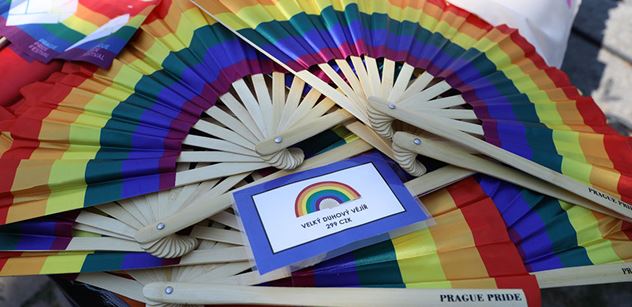Kdo je víc gay?! Nepřátelé Prague Pride: Špatná akce, uděláme vlastní