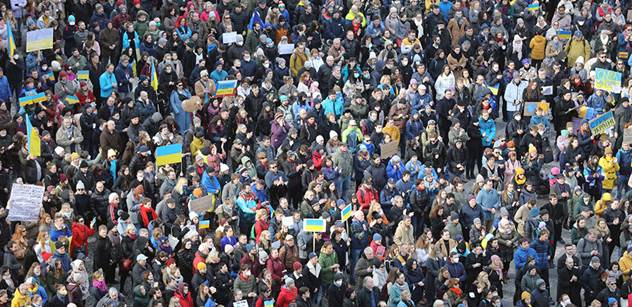 Na Václavák! „To zvládneme, Ukrajinu ubráníme, krizi přežijeme!“ Zve Milion chvilek
