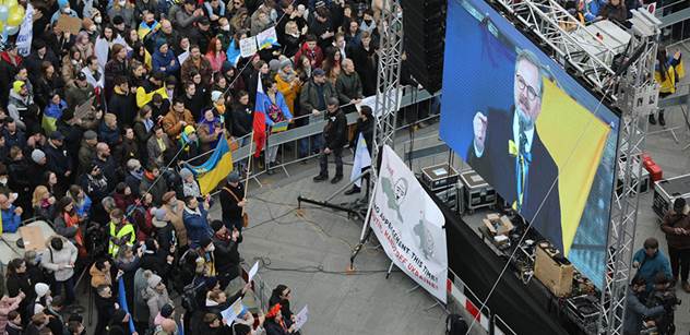 Na Václavském náměstí v Praze se dnes uskuteční benefiční koncert pro Ukrajinu