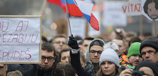 Zkušený pozorovatel: Němcová číhala na šanci odejít ze Zemanova projevu. Demonstrace? Politika se nedělá na ulici a varuji, že by se mohlo stát...