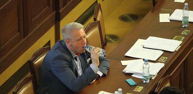 Ministr Chovanec: Já jsem byl ve vrbětickém areálu opět na návštěvě