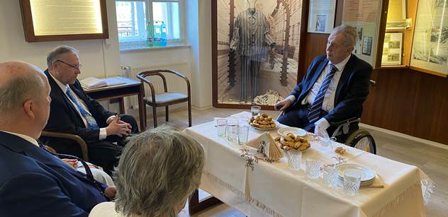 „Za prvé zbabělost. Za druhé neznalost.“ Miloš Zeman v Brně sekl Vystrčila