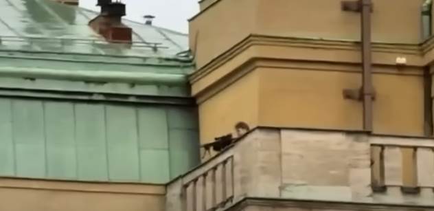 Hrbáček: Vyhnuli se hlubšímu prošetření střelby Davida Kozáka na FF UK. Právní kličkou