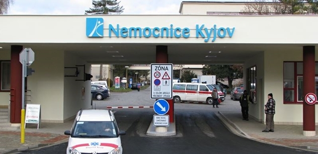 Nemocnice Kyjov: Pacienty vozí moderní a pohodlnější sanitky