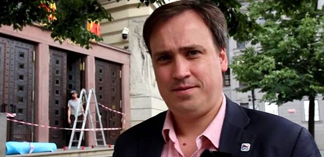 Fialu v Bruselu pochválí a nám přijde účet. Nerušil z SPD o drahé legraci