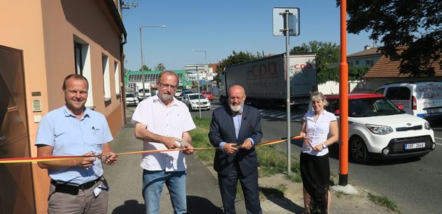 Nadace ČEZ: Ve městě na soutoku Labe s Vltavou mají další dva Oranžové přechody