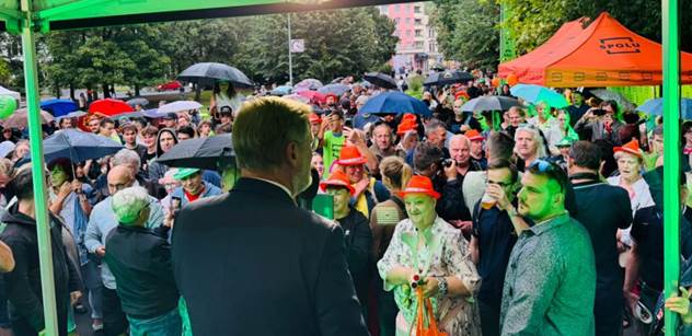 Davy lidí na Fialu? Mladý člen ODS dostal studenou sprchu