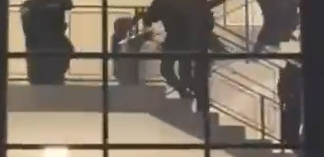 Údajná střelba v Plzni. „Civilizovaný“ novinář hned spustil o škodlivých zbraních