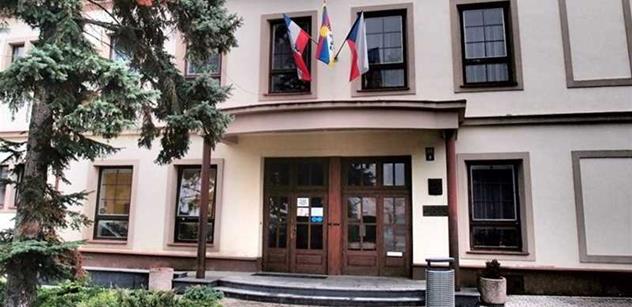 Petice za zachování historické budovy nádražního skladiště Radotín