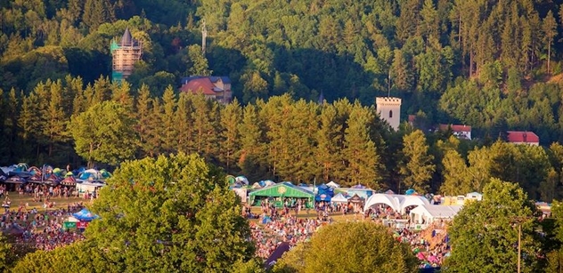 Festival Hrady CZ na Rožmberku nad Vltavou se Škworem, Tomášem Klusem, Monkey Business nebo Divokým Billem