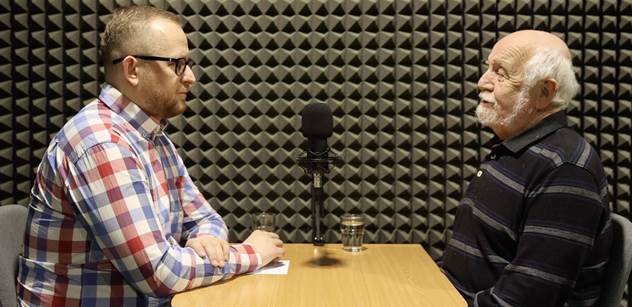 Dušan Neumann: Benzín už v USA klesl z 27 Kč na 18 Kč. Trump má plán i na Putina, líbí se mi to