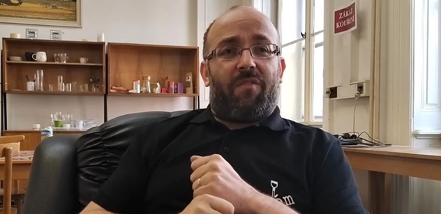 Sterzik (Stačilo!): Kudy a jak?