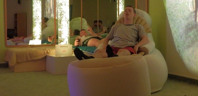 Unikátní místnost mají v rámci nové terapie pro handicapované v Oseku