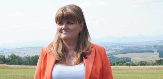 Turková (PRO): Bez jakéhokoli respektu k tradici