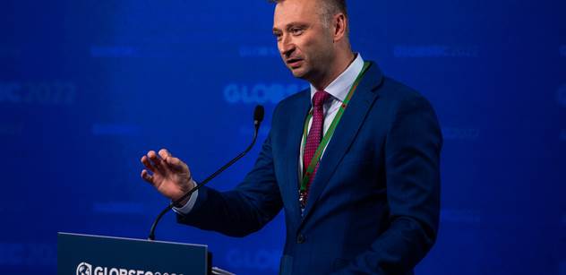 Evropa se musí probrat, myslet na svou obranu a jednat