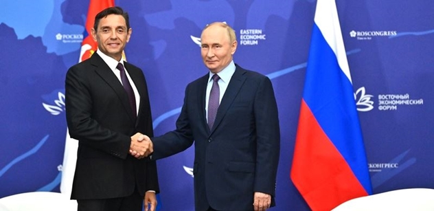 „Mlčte, nemáte právo.“ Srbský politik se po setkání s Putinem vypořádal s EU