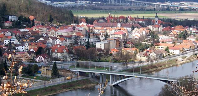 Zbraslavští žáci zahájili druhé pololetí v nové škole