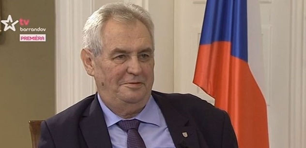 Miloš Zeman usedl před kameru a oznámil, kdo by měl být dalším premiérem