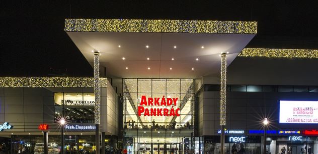 Otevřelo se, i přesto nechodí. Obchodní centrum Arkády Pankrác má o třetinu míň zákazníků než vloni