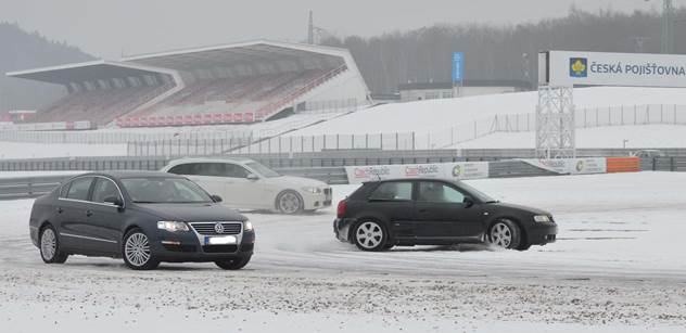 Autodrom Most: Již prvním sněhem zbělel den, správný řidič je stále připraven!