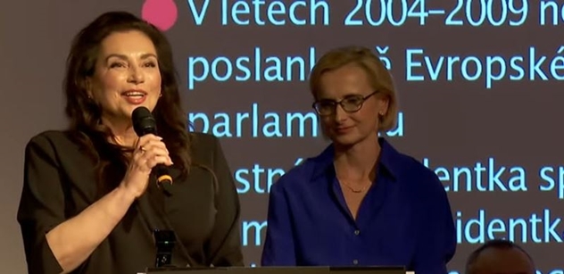 „Říkali mi, ať se na to vykašlu.“ Bobošíková rozjásala akci STAČILO!