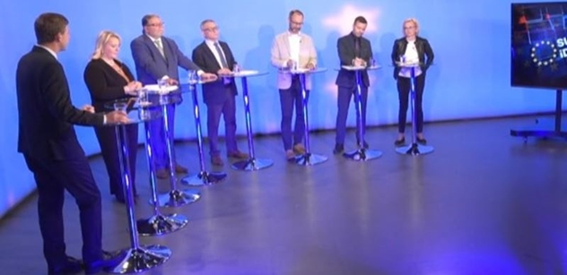 „Nikdo se tam s vámi nebude bavit.“ Mach rozpálil v superdebatě Vondru