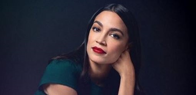 „Deloitte lije chemikálie do řek.“ Skandál demokratů, pomluvili firmu, která dělá všem účetnictví