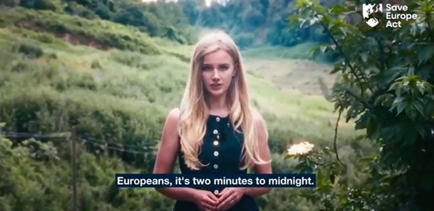 Konec tvrdého přístupu. Migrační pakt sváže Česku ruce