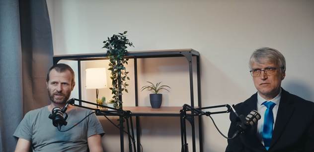 Covid a propad porodnosti. Interpelovali i Fialu. Vážná čísla od matematika