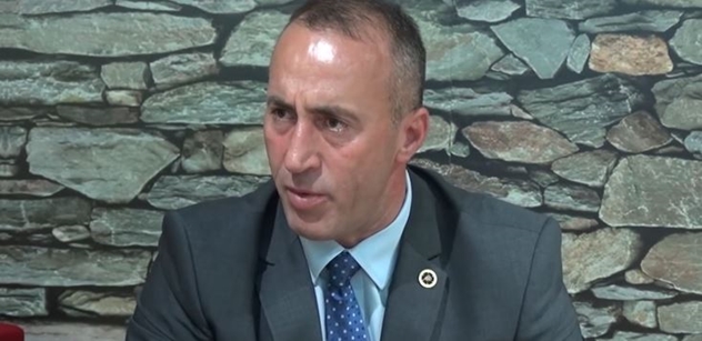 Jan Urbach: Albánské občanství pro kosovského zločince Haradinaje