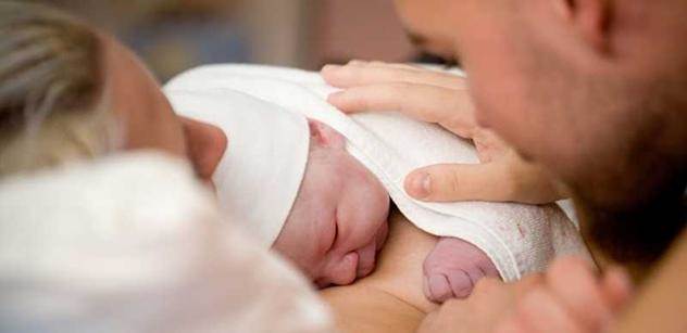 Vysoká kvalita péče o matku a dítě výrazně snižuje úmrtnost novorozenců i matek