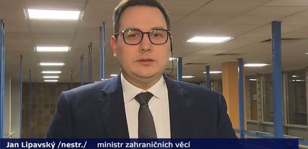 Čím dál více ruských turistů v Evropě. Podkopává to sankce, stěžuje si Lipavský