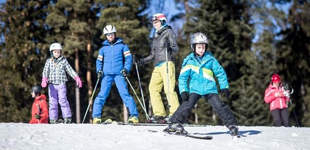 Skiareál láká lyžaře na víkendové akce