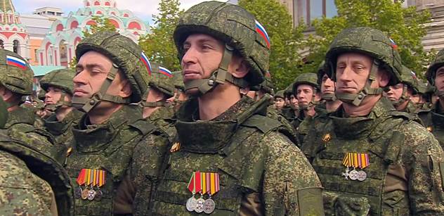 Pomalu, ale čím dál hůř. Mezi analytiky roste napětí z Ukrajiny