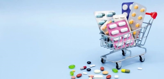 Českým nákupům na internetu vedou léky, poptávka od loňska stoupla