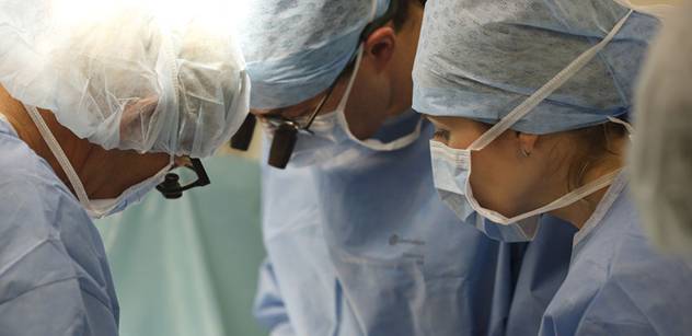 Za lepšího chirurga si prý pacienti připlatí maximálně deset tisíc