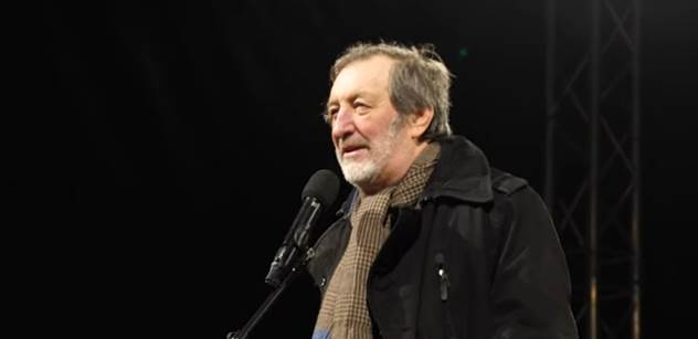 Šimečkovy zelené nebinárky, Bolku. „To vám přeju“. A co říká Okamura a Konečná?