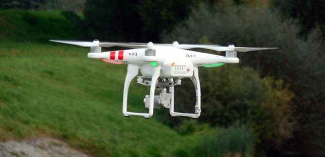 Nezvaná návštěva může přiletět dronem