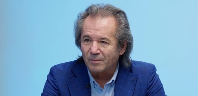 Spletli se, ale nemůžou to připustit. Šándor k vládě, která bude podporovat Ukrajinu až do konce