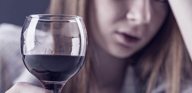 Slováci odmítají jakékoliv pití alkoholu v těhotenství výrazně častěji než Češi