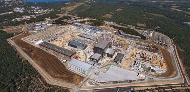 Projekt ITER se přesouvá do další fáze
